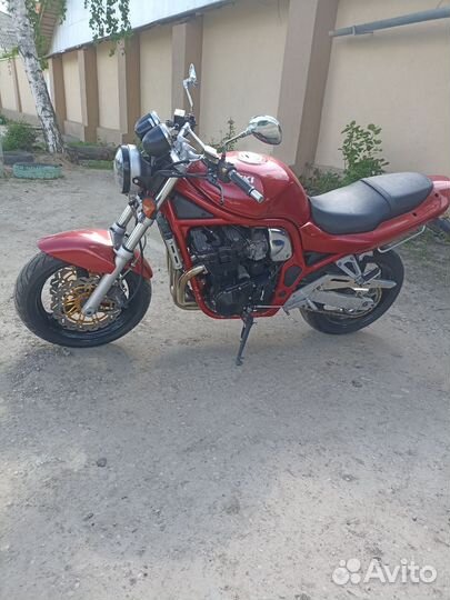 Suzuki bandit gsf 1200