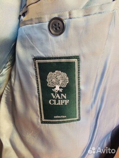 Классический костюм Van Cliff (+рубашка) 52-54 р