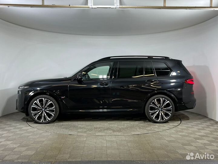 BMW X7 4.4 AT, 2023