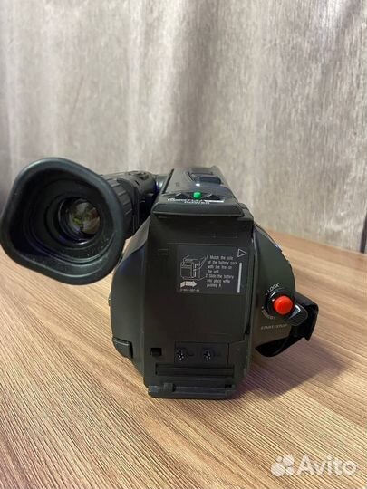 Камера sony CCD-FX270E