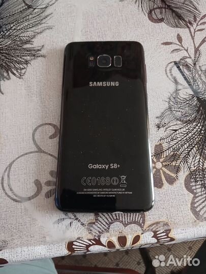 Samsung Galaxy C8, 4/64 ГБ