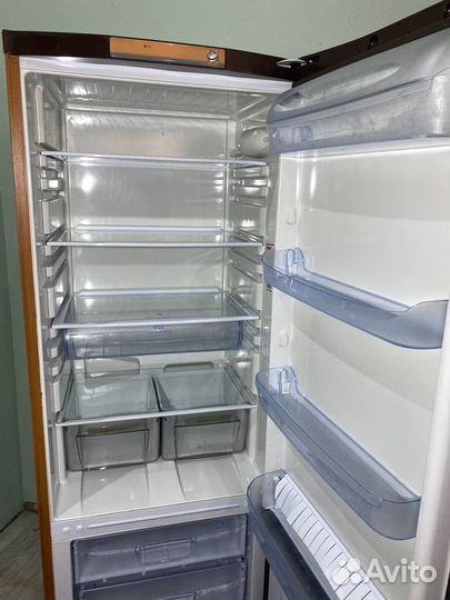 Холодильник Indesit