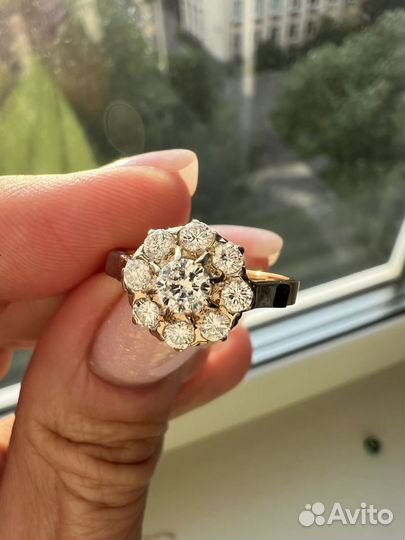 Золотое кольцо малинка с бриллиантами 750пр СССР