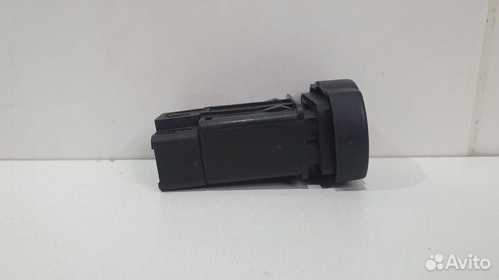 Кнопка аварийной сигнализации nissan Almera (G15)