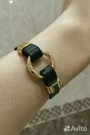 Два браслета