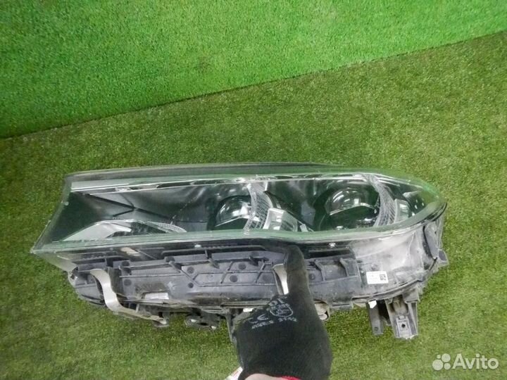 Фара левая BMW 7-Series