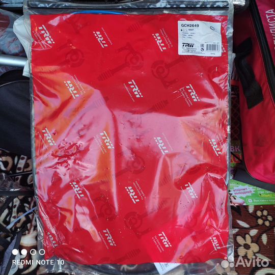 Трос ручного тормоза Skoda Fabia