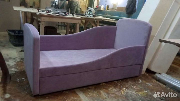 Перетяжка и ремонт мягкой мебели