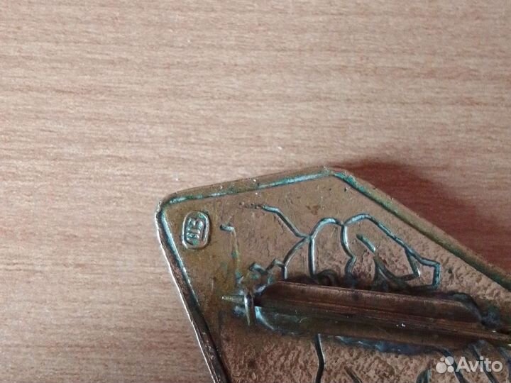 Брошь Собачка (