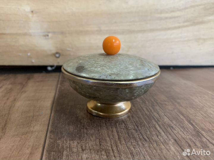 Пудренница с перламутра