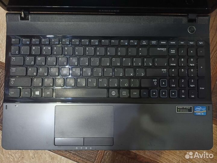 Samsung np300e5c