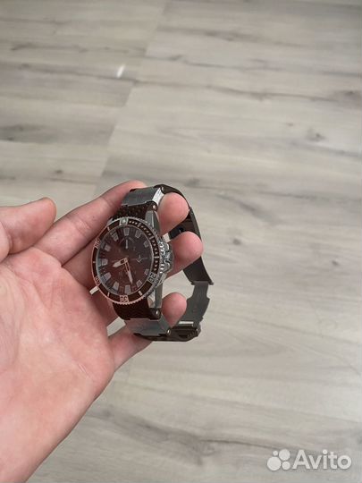Часы ulysse nardin