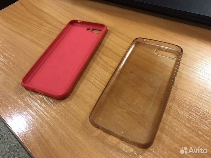 Красный и прозрачный чехлы на honor 10