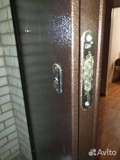 Вскрытие замков дверей и автомобилей