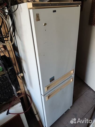 Холодильник stinol