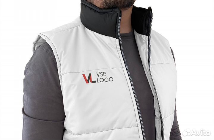 Пошив жилетов с лого на заказ. Любой размер
