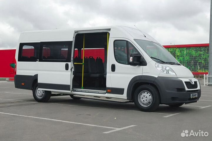 Поездки в Европу, на границу. Украина, Казахстан