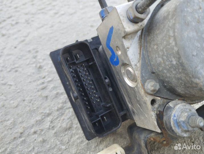 Блок abs Renault Duster K4MA606 2014