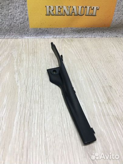 Накладка петли капота Уголок жабо Renault sandero