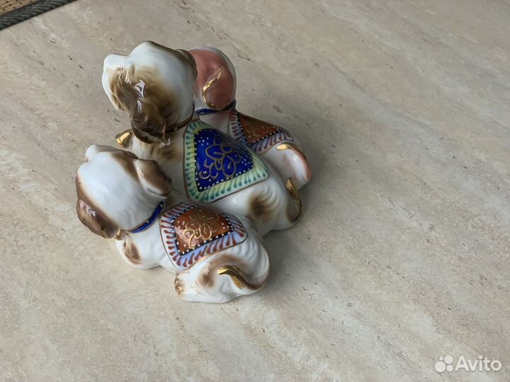 Статуэтка собаки