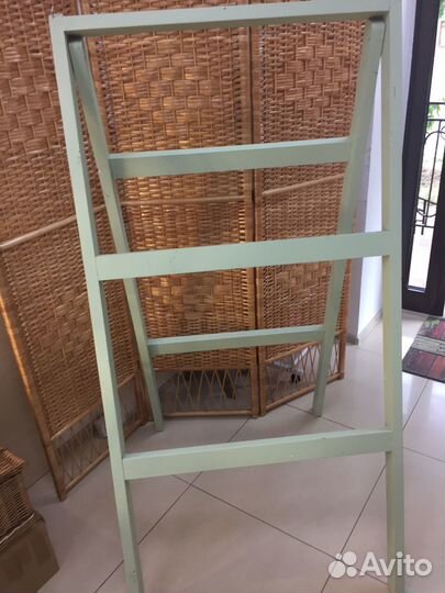 Стойка - раскладушка из дерева