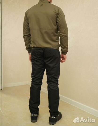 Cпортивный костюм