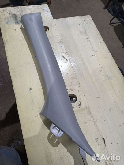 Обшивка стойки ветрового стекла Hyundai Sonata 6 Y