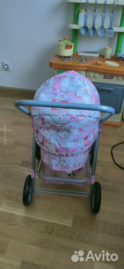 Коляска для кукол