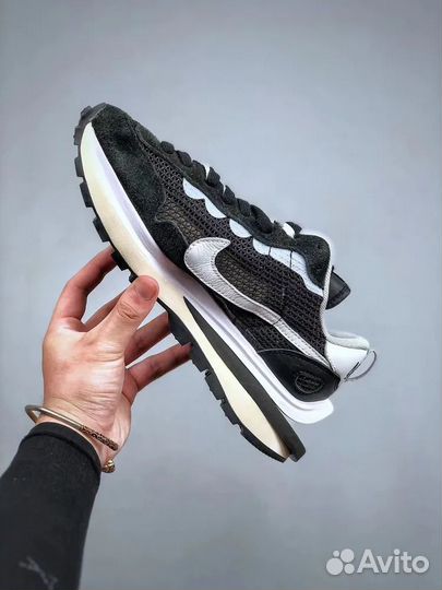 Nike Sacai vaporwaffle