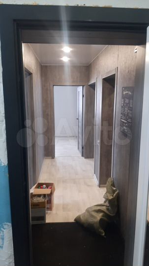 3-к. квартира, 70,1 м², 1/2 эт.