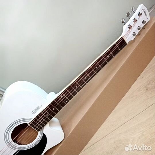 Гитара новая акустическая