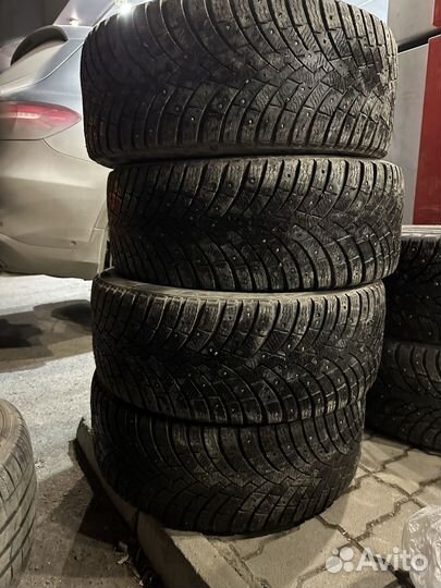 Pirelli Scorpion Ice Zero 2 255/45 R20 105H