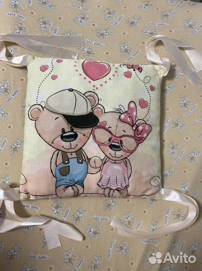 Бортики в кроватку