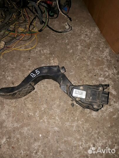 Педаль газа на фольксваген б 5