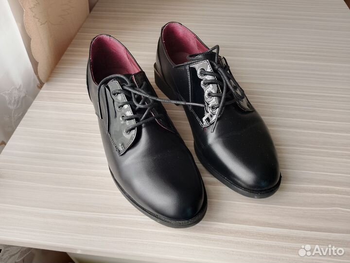 Полуботинки женские