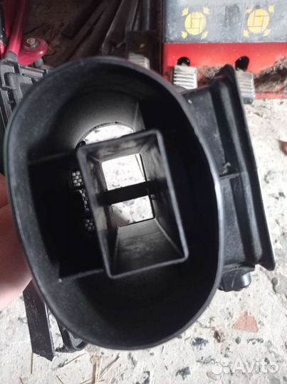 Корпус фильтра+дмрв pajero 2 6g74 3,5