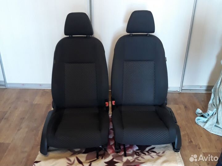 Сиденья VAG