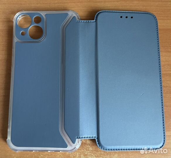 Чехол на iPhone 14