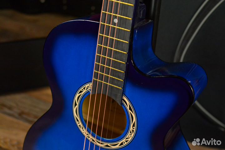 Акустическая гитара Prado + Аксессуар
