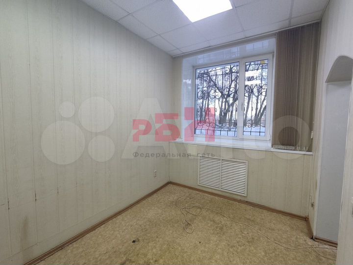 Сдам офис 1-ый этаж, 20 м²