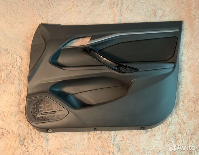 Дверные карты на Весту