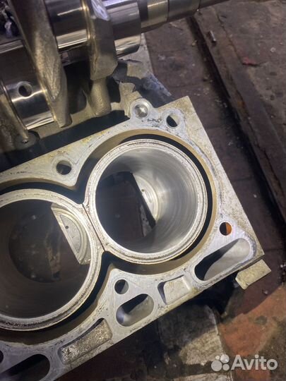 Блок цилиндров Ford explorer