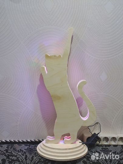 Светильник настольный