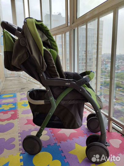 Прогулочная коляска Chicco Simplicity