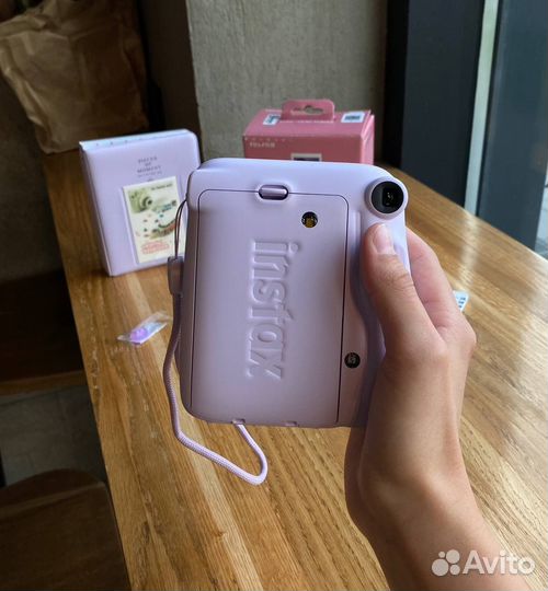 Фотоаппарат instax mini 11