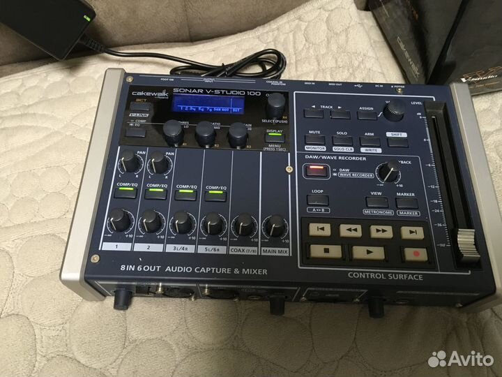 Микшер-студия Roland V-studio 100
