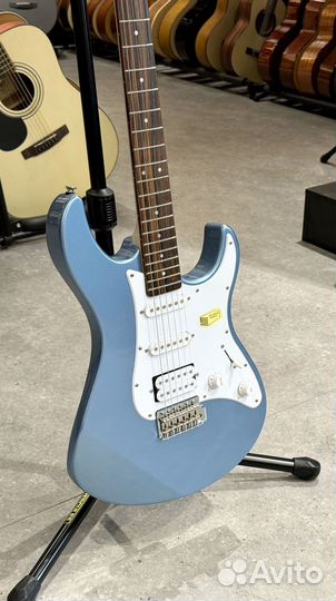 Электрогитара Yamaha pacifica 112j LPB