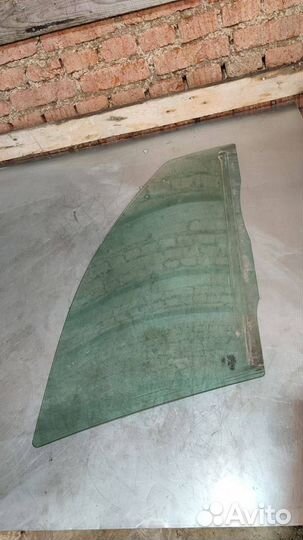 Стекло двери передней правой Ford Mondeo 3 рест