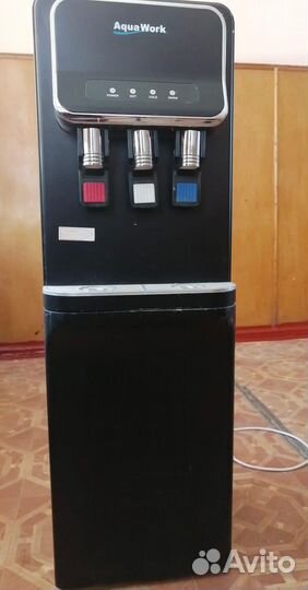 Кулер для воды