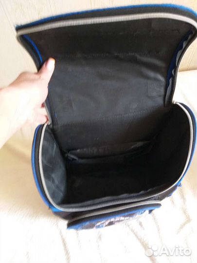 Рюкзак школьный